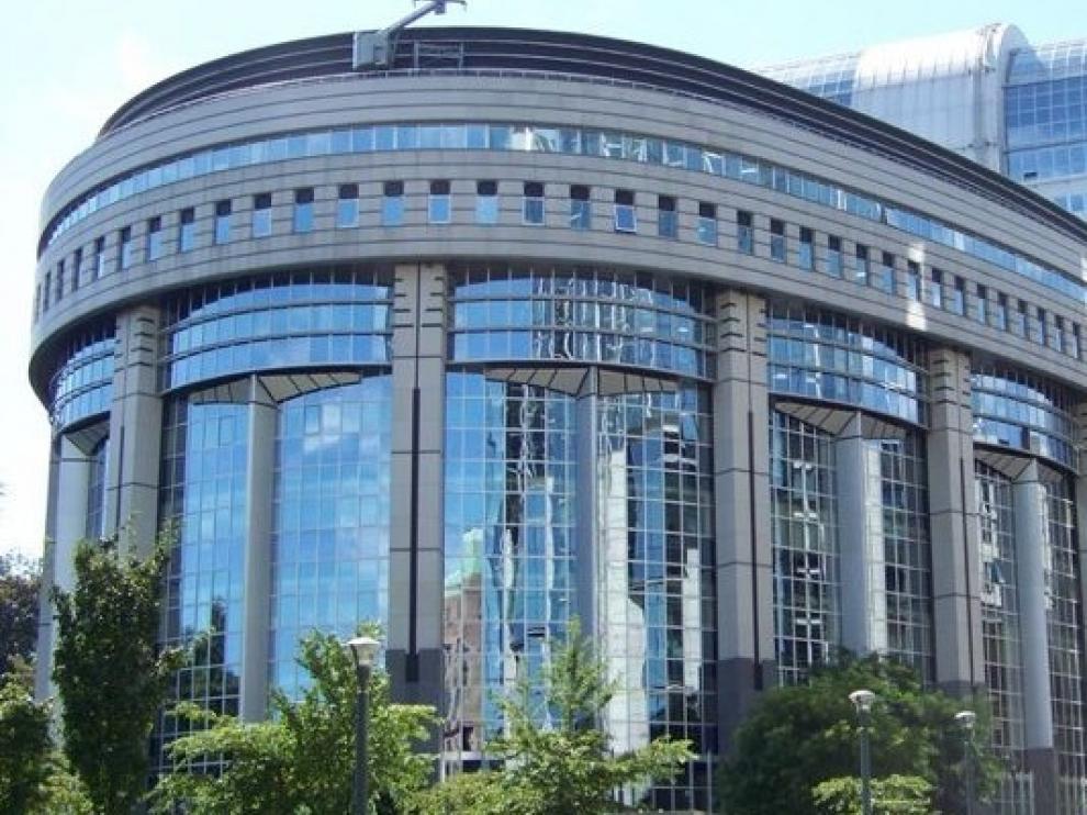La unión monetaria y el asilo, próximos retos de la UE