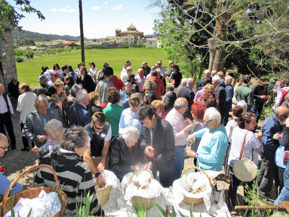 Entretenida romería de Santa Quiteria en Biscarrués