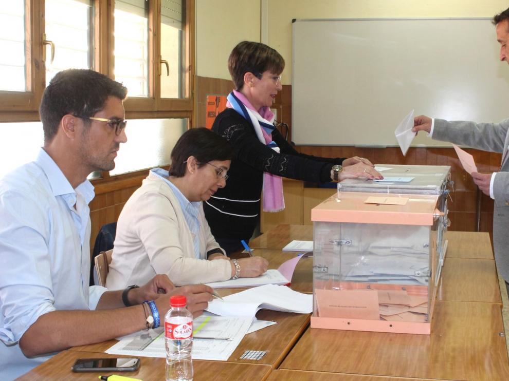 El PSOE gana en Monzón pero lejos de conseguir la mayoría absoluta