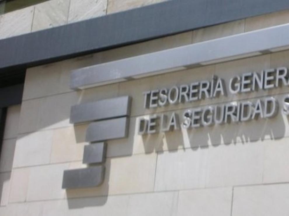 El déficit estatal sube un 39 % hasta abril y llega a 8.195 millones