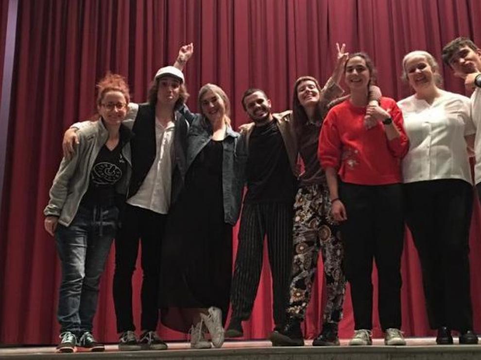 El taller de teatro "En obras" estrena el montaje "Varadas"