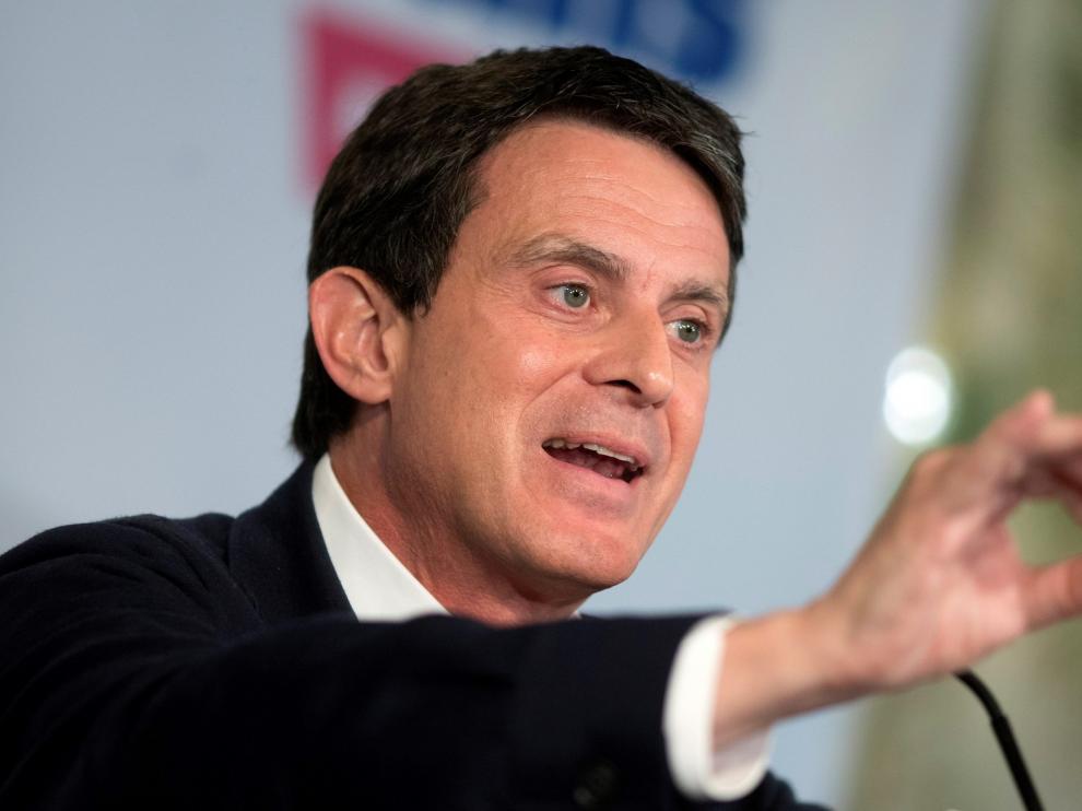 Valls se ofrece a Colau y Collboni para evitar una alcaldía independentista