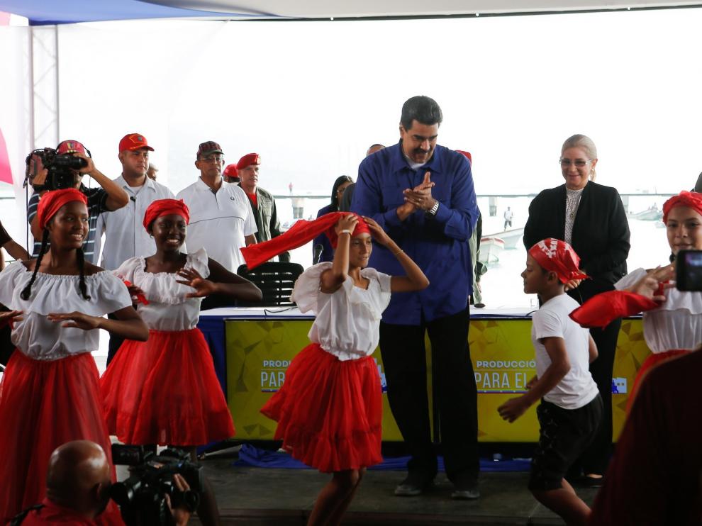 Maduro dice que el proceso de diálogo con la oposición ha sido "constructivo"