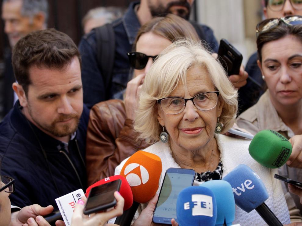 Carmena apela al ejemplo de Valls en Barcelona
