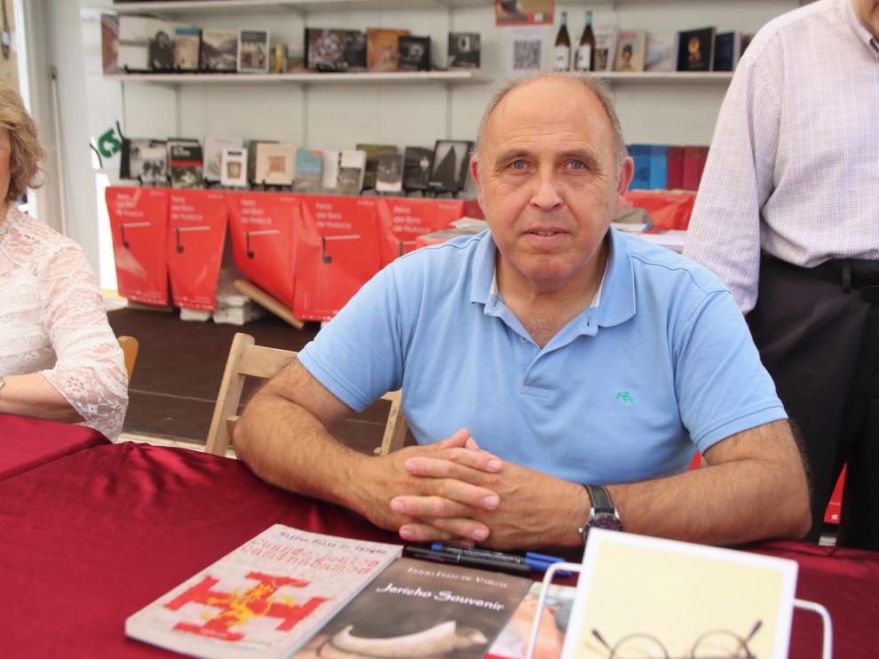 El autor madrileño Jacobo Armero debuta en la cita con su primer libro