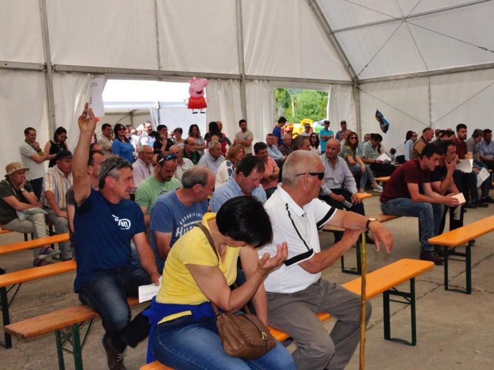 Expoforga defiende la ganadería ante la amenaza del oso y el lobo