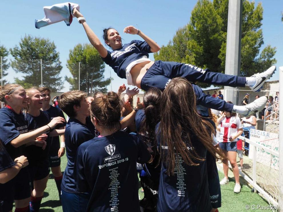 Verónica Rodríguez, entrenadora: "El grupo es impresionante y eso nos ha llevado a no perder ni un partido"