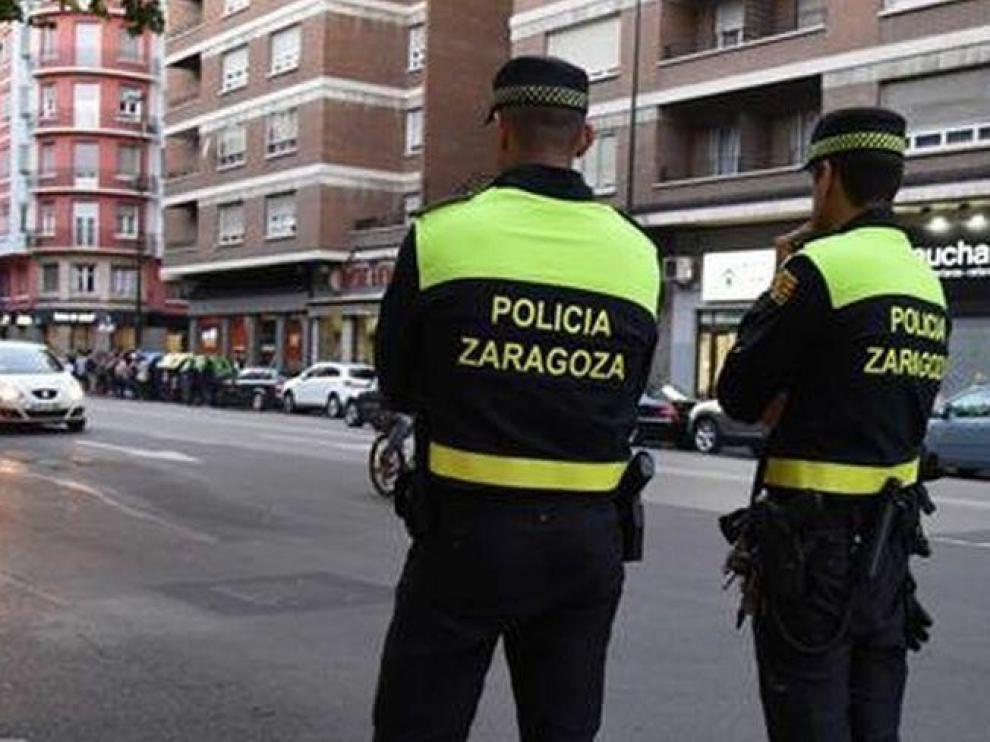 Detenido por agredir a su cónyuge en la vía pública en Zaragoza