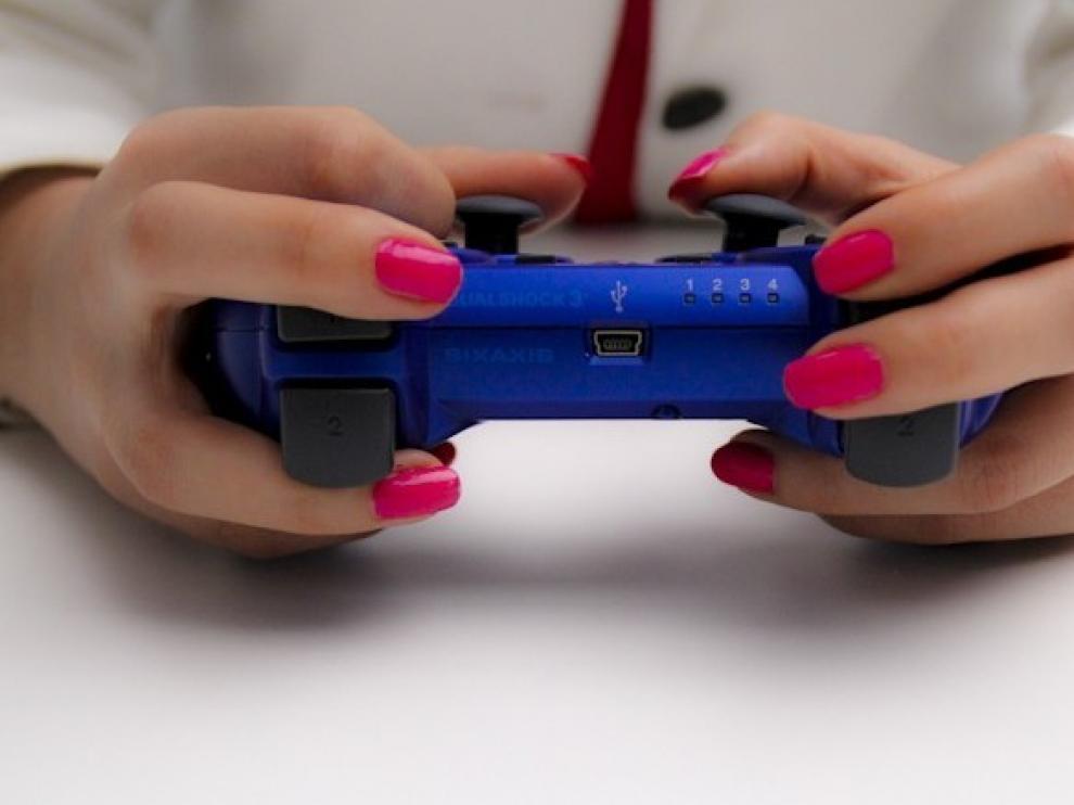El 43% de los jugadores de videojuegos en 2019 son mujeres, un 19% más que hace dos años