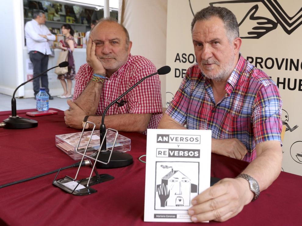 Mariano Coronas despliega en la Feria del Libro de Huesca sus mejores versos