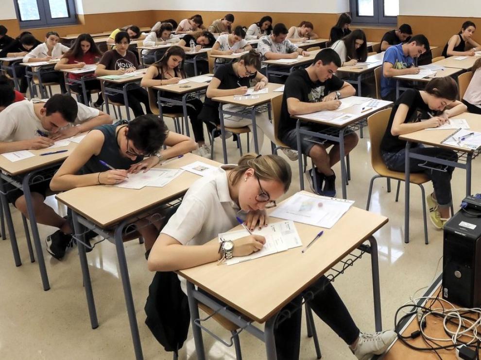 Un millar de estudiantes inician este martes en la provincia de Huesca las pruebas de acceso universitario