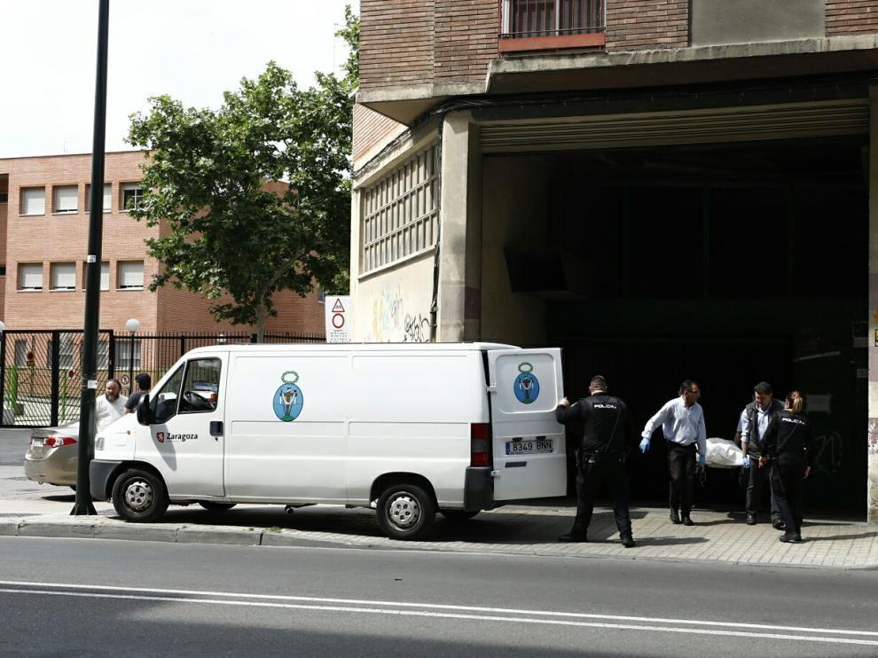 Fallece un pintor de 57 años al caer de una altura de siete metros en Zaragoza