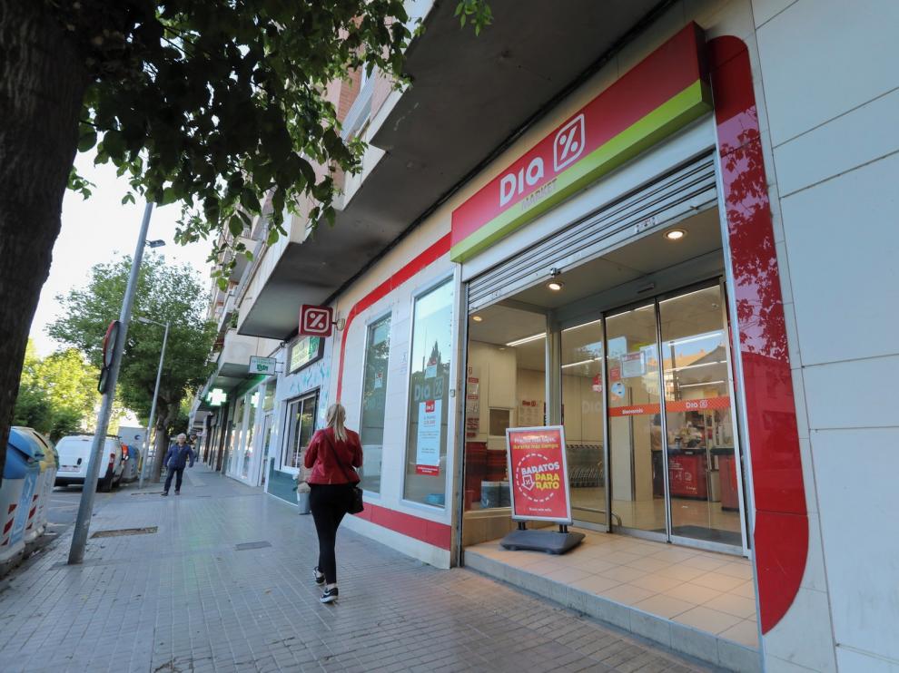 Supermercados Dia cierra las tiendas de Juan XXIII en Huesca y de avenida Madrid en Fraga