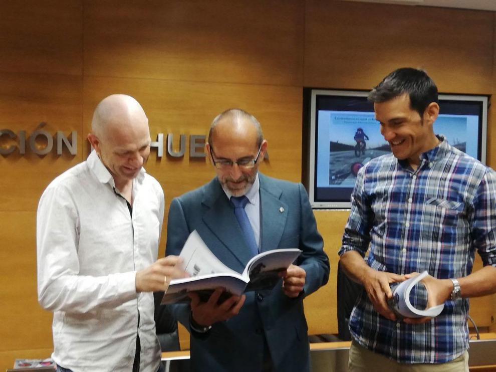 Una guía ayudará a los profesores de Primaria a introducir la bicicleta en las aulas de Huesca