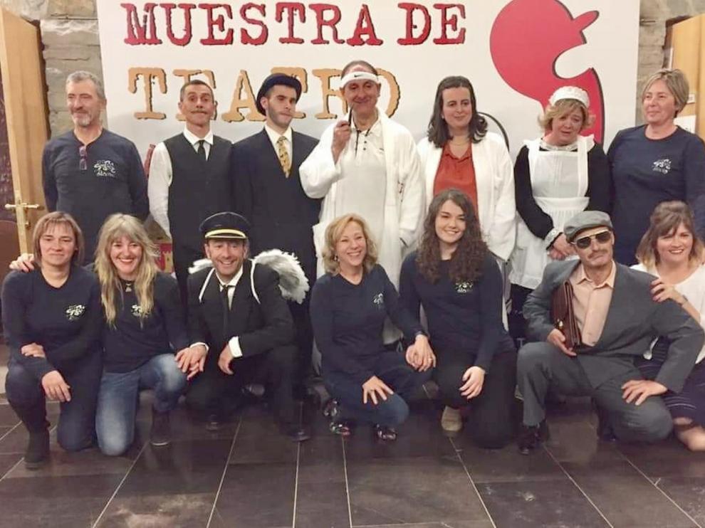 Dorondón Teatro lleva a Mihura a Jaca en beneficio de la AECC