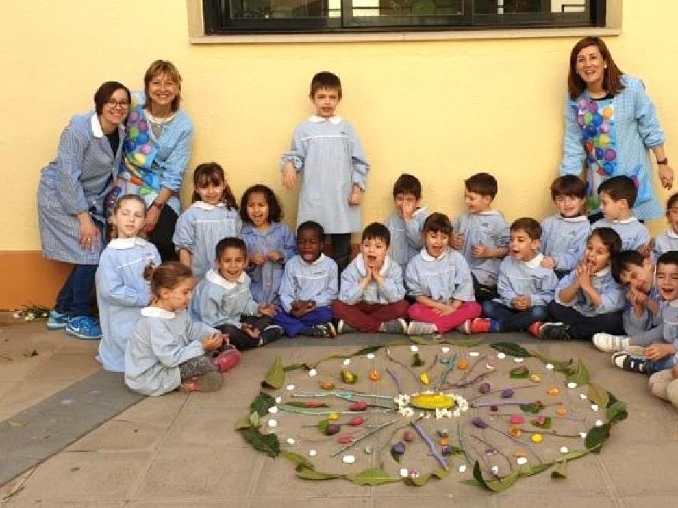 El Colegio Joaquín Costa de Monzón se suma al centenario de Ordesa