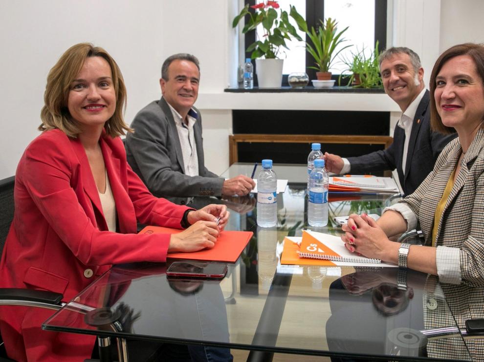 Cs se abre en Zaragoza a un posible pacto con PSOE