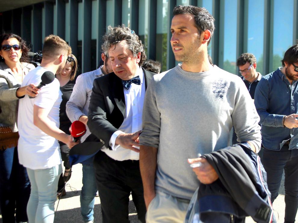 El abogado de Íñigo López ve "desproporcionada e injusta" la suspensión