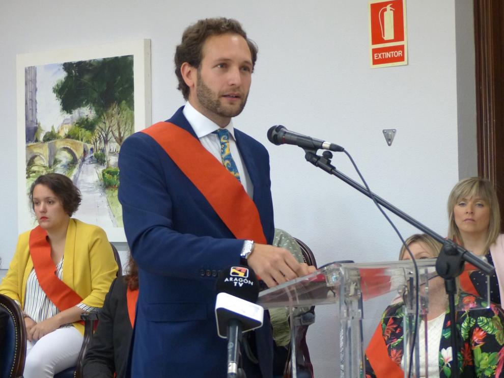 Isaac Claver es elegido alcalde de Monzón tras la constitución del Ayuntamiento