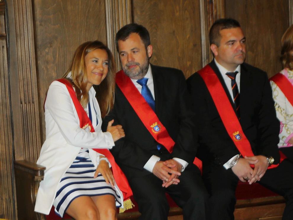 Javier Maroto propone una moción de censura en el Ayuntamiento de Huesca que es acogida con escepticismo