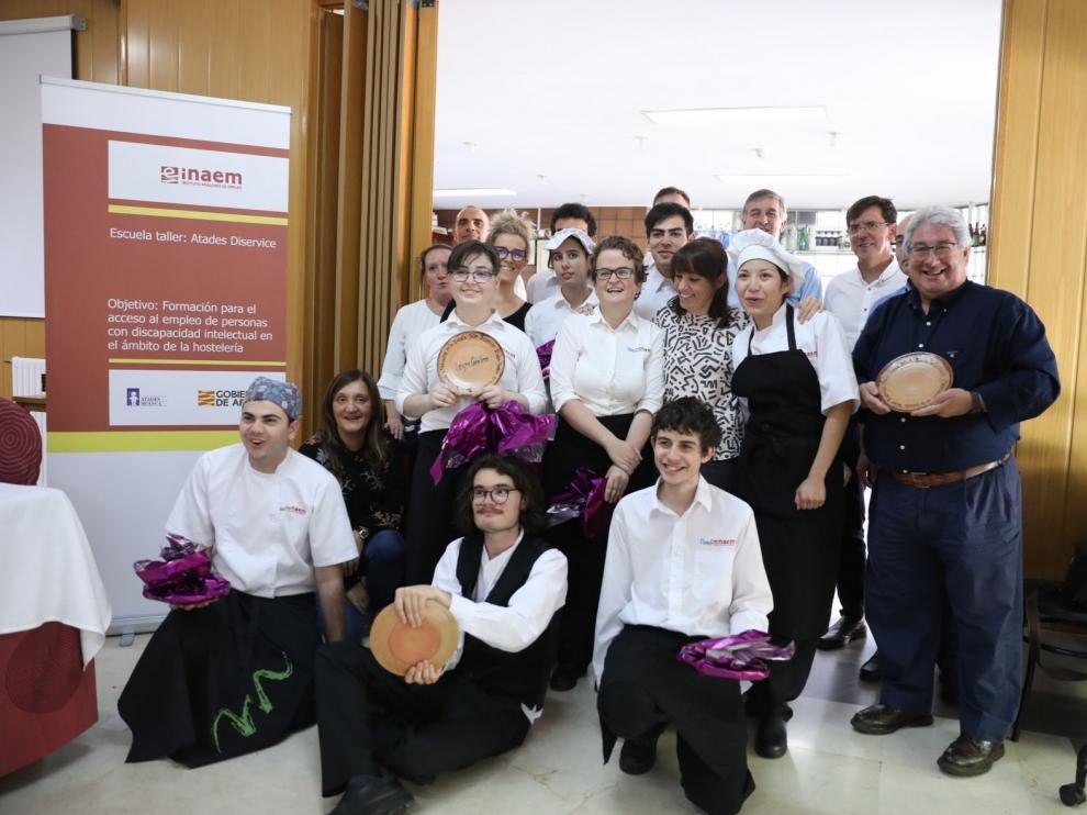 "Cum laude" a los alumnos de la Escuela Taller Diservice de Atades Huesca