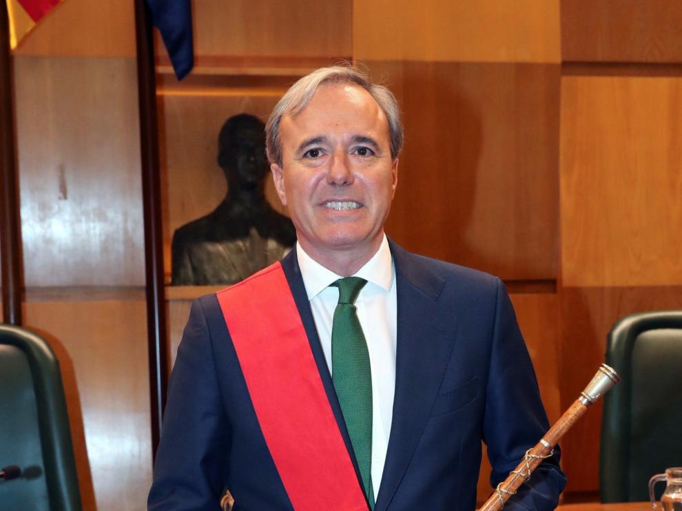 Azcón traslada a Madrid la decisión respecto a Vox