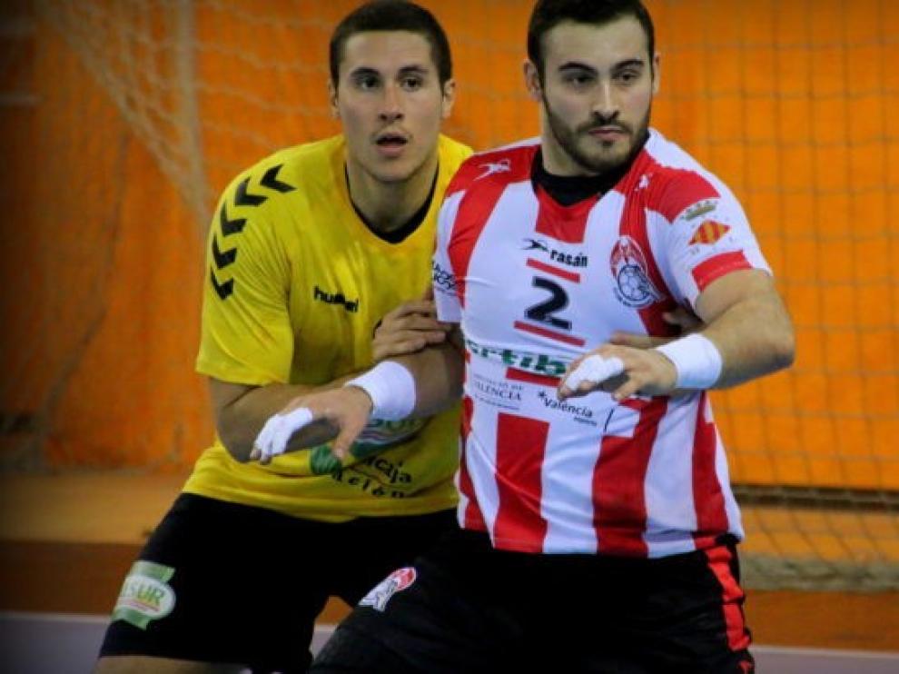 El pivote Iván Montoya, más juventud para el Bada Huesca