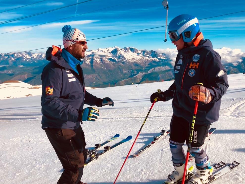 El CETDI con base en Jaca inicia sus entrenos en nieve en Les Deux Alpes