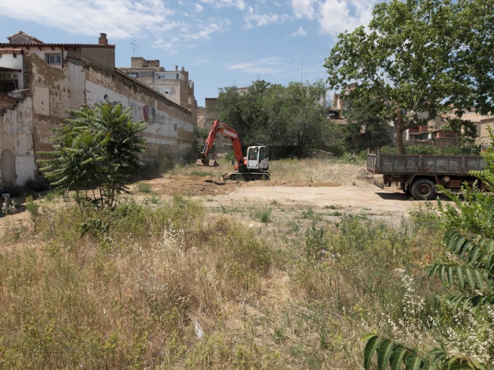 Comienzan a realizarse movimientos en el solar del antiguo cuartel de La Merced de Huesca
