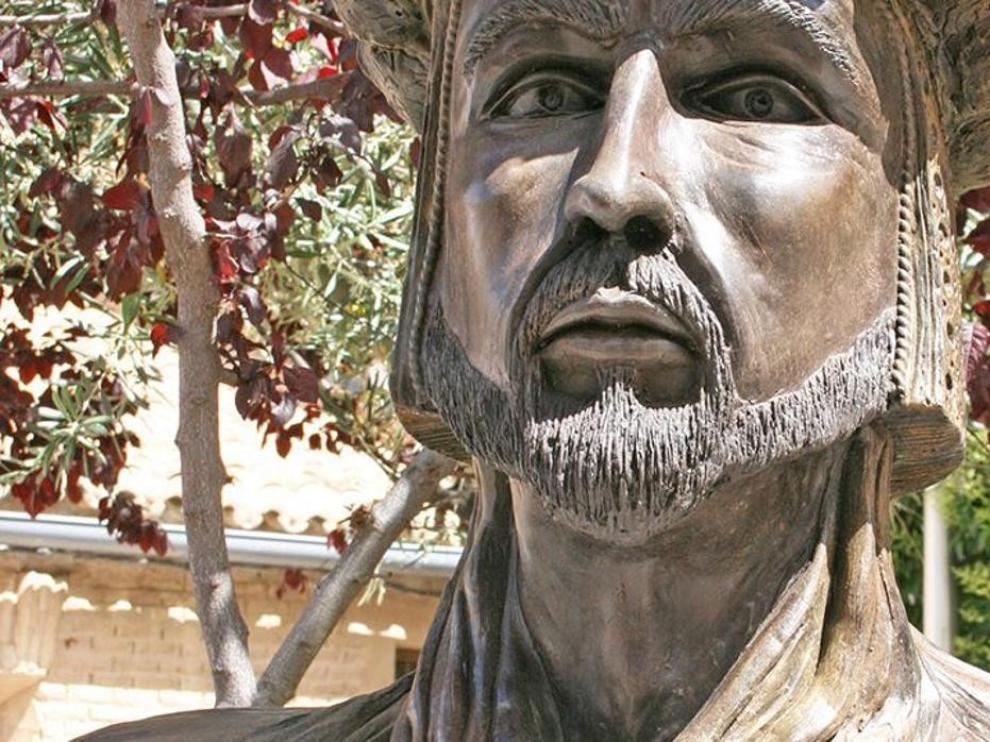 Polémica por la retirada de un busto de Abderramán III