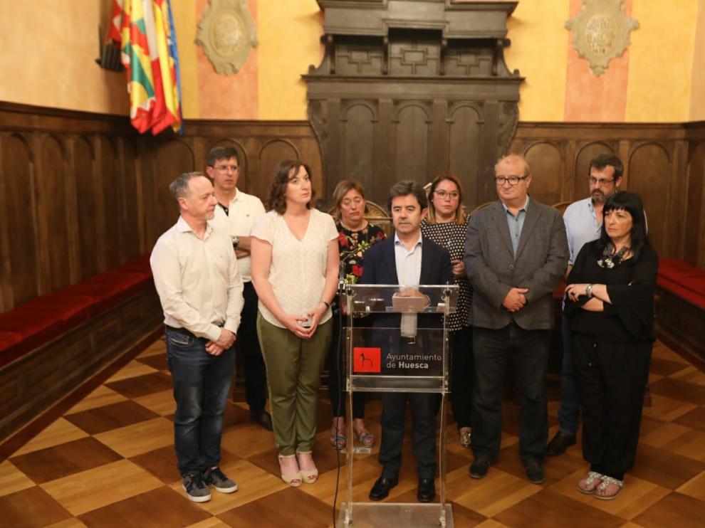 El alcalde de Huesca, abierto a acuerdos puntuales con PP y Ciudadanos tras el fracaso de la moción de censura