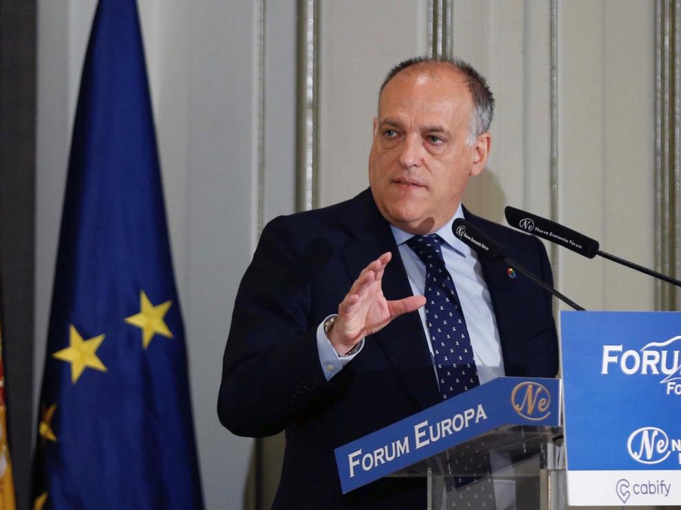 Tebas: "Ya tarda la demanda del Huesca contra Íñigo López"