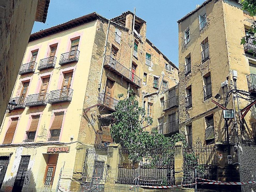 El Casco Viejo presenta este sábado a sus mairalesas en el inicio de sus fiestas