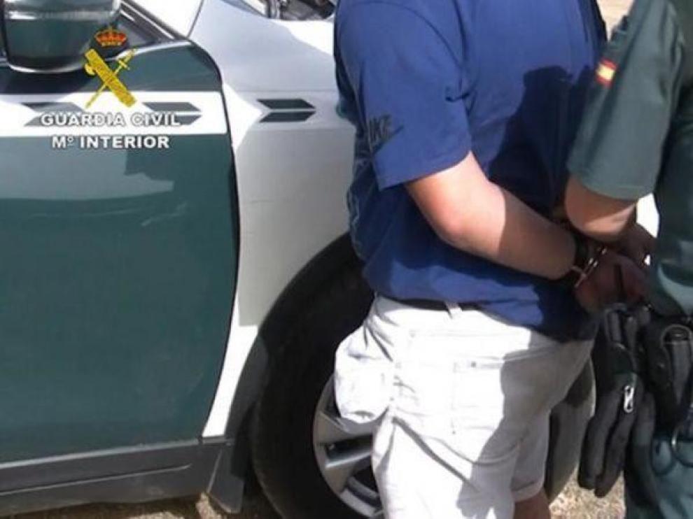 Detenido un vecino de Cuarte por un presunto delito de abuso sexual