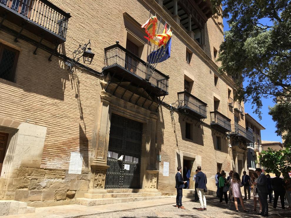 El Ayuntamiento "actualizará" las retribuciones de los concejales