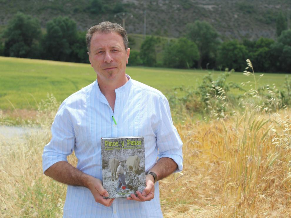 Carlos Tarazona: "La política forestal es causa de la despoblación en la provincia"