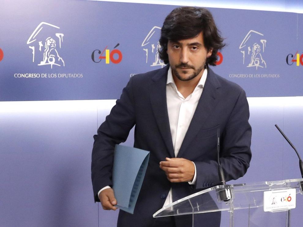 Toni Roldán deja Ciudadanos tras el acercamiento del partido a la derecha