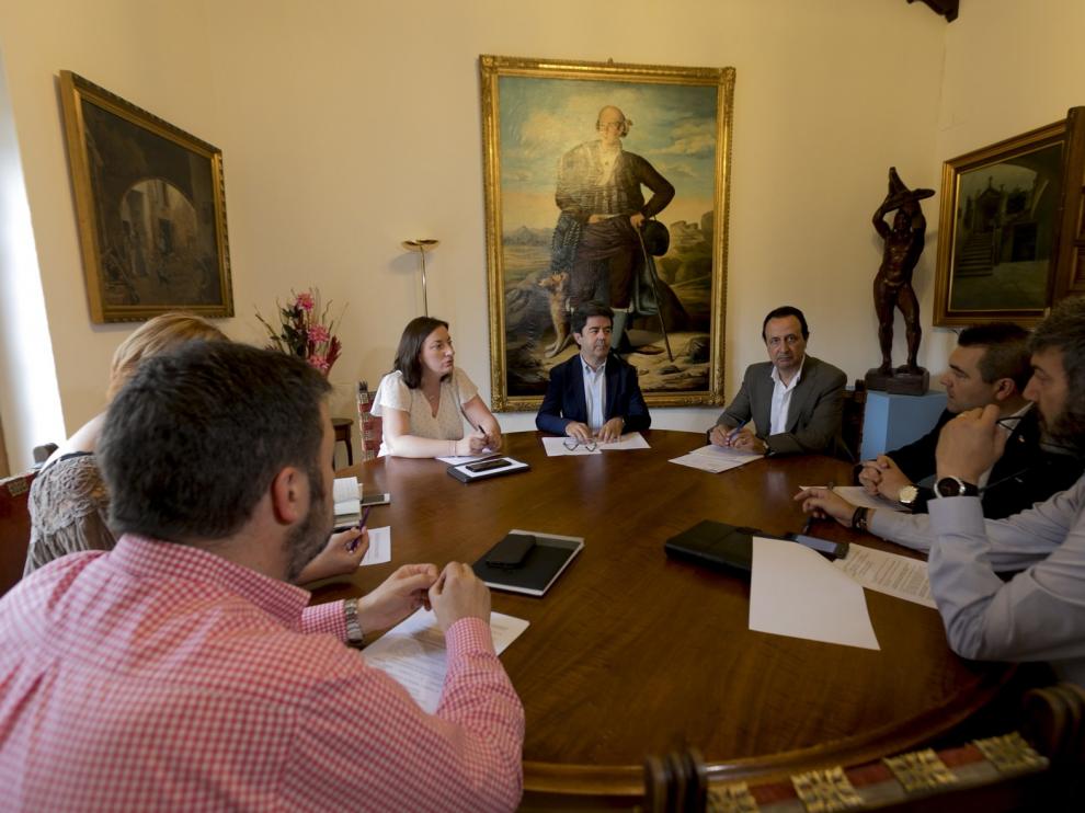 Luis Felipe reduce sus áreas para adecuarse a un gobierno en minoría