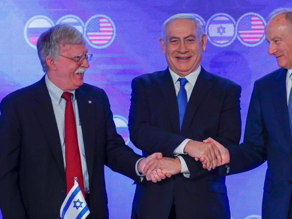 Bolton afirma que Trump dispuesto a negociación nuclear con Irán