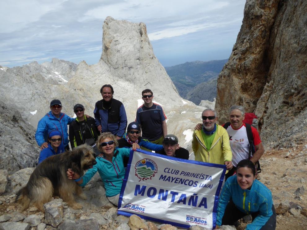 Dos días en Picos de Europa con mucha nieve y largas rutas