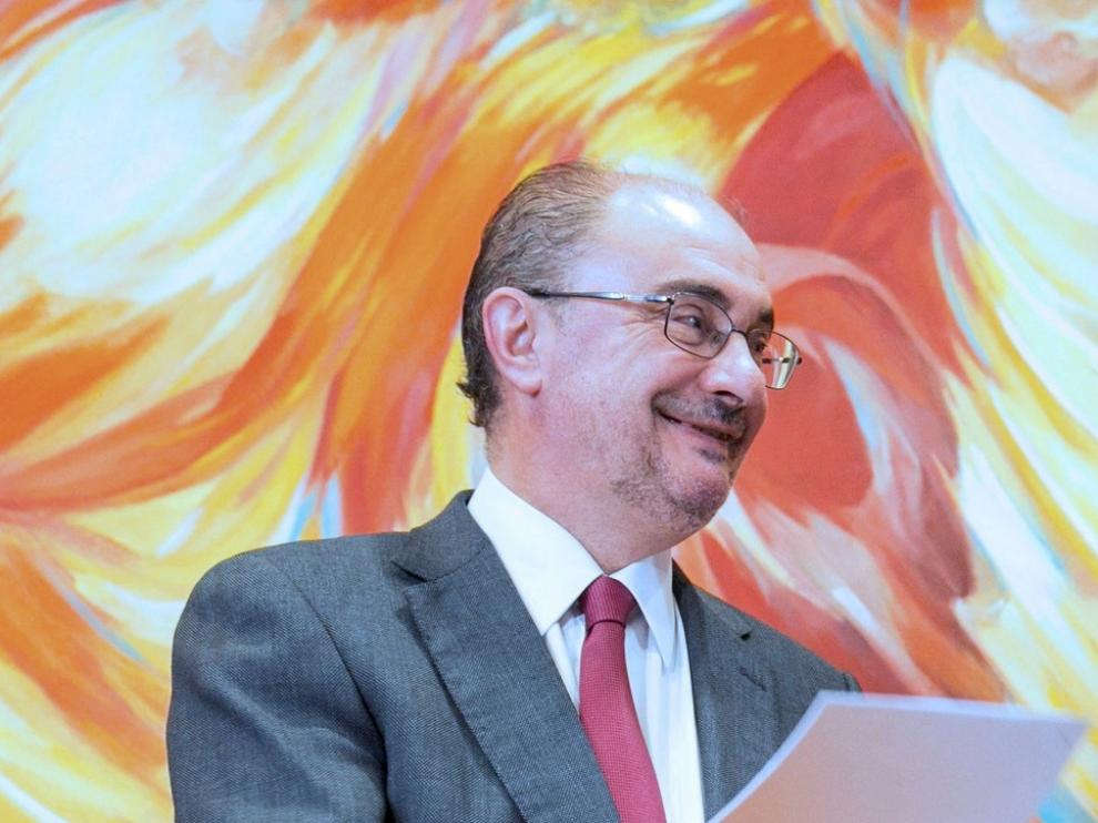 Lambán pide a la izquierda que esté a la altura y acepte un gobierno centrado