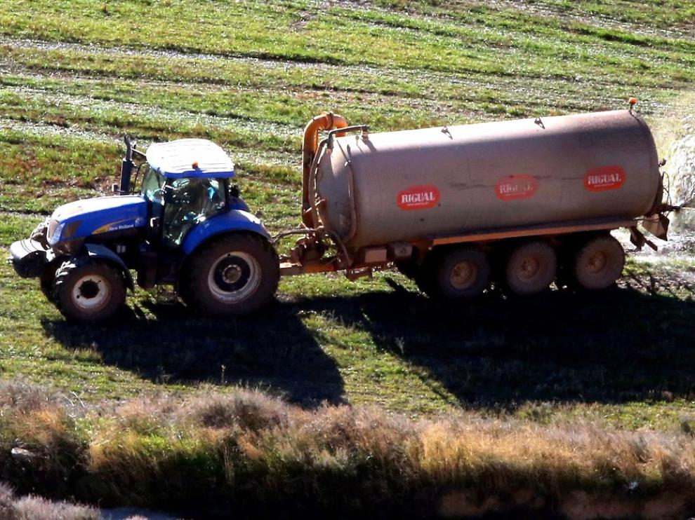 Desarrollan un proyecto sobre el uso eficiente del estiércol como fertilizante