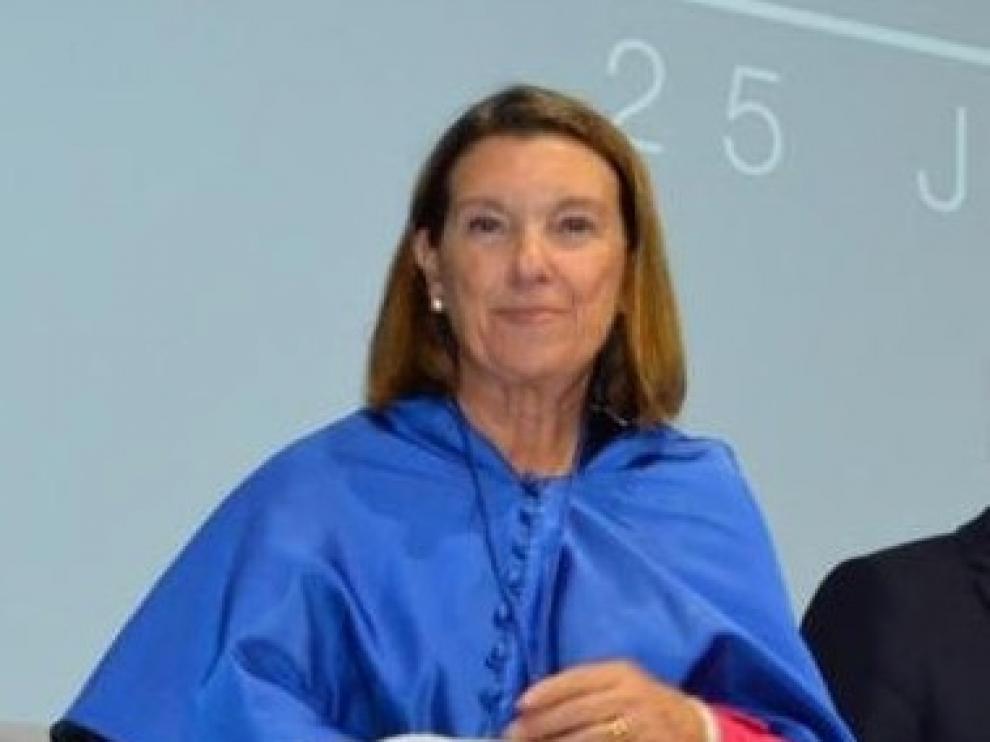 La serrablesa Carmen Claver, investida Doctor Honoris Causa en Toulouse