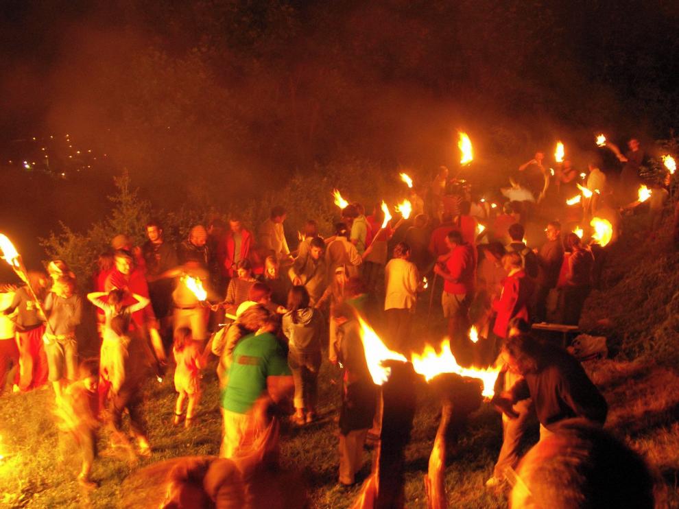 Las fiestas del fuego se viven con intensidad