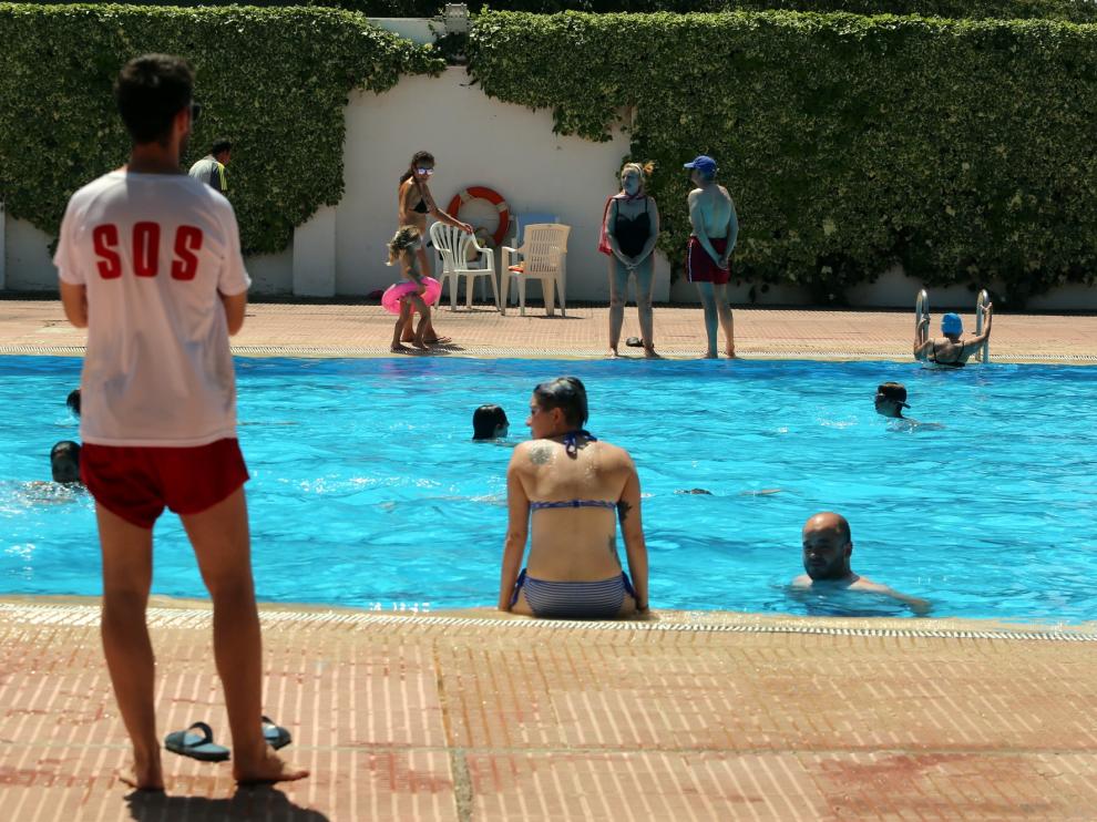 Las piscinas de San Jorge y Ruiseñor no tienen capacidad para acoger a los bañistas de la Ciudad Deportiva
