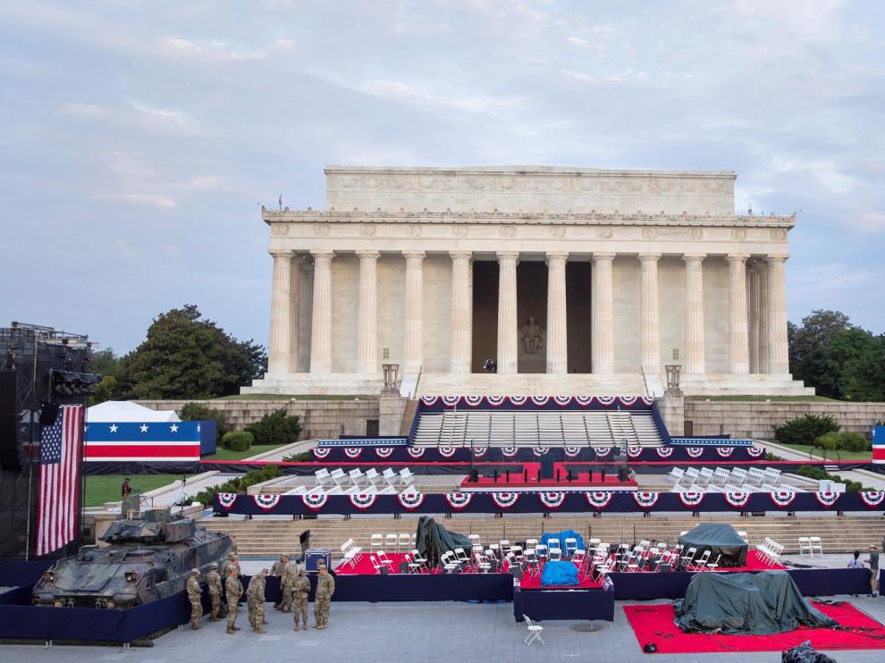 Entre tanques, Washington se prepara para la gran fiesta patriótica de Trump