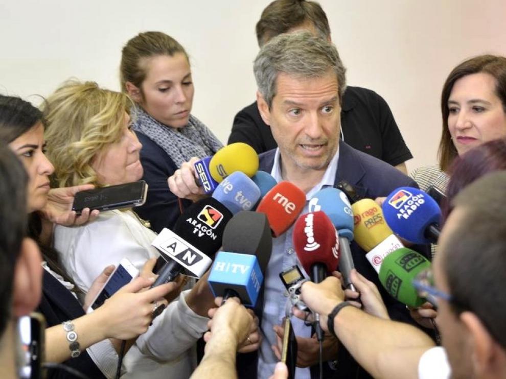 Cs dice que Podemos quiere evitar "el consenso"