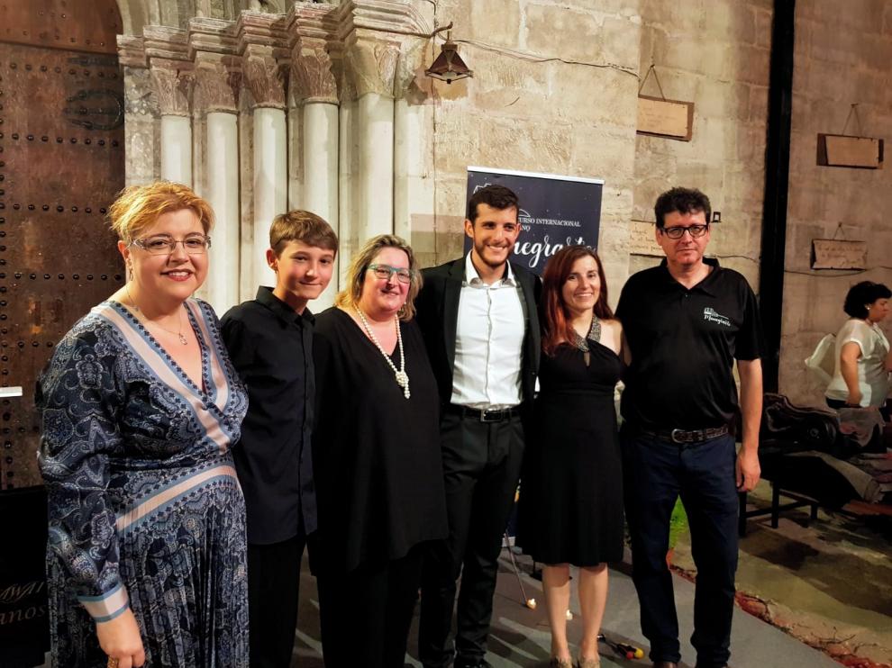 Castejón de Monegros se rinde al piano ante la destreza de los jóvenes