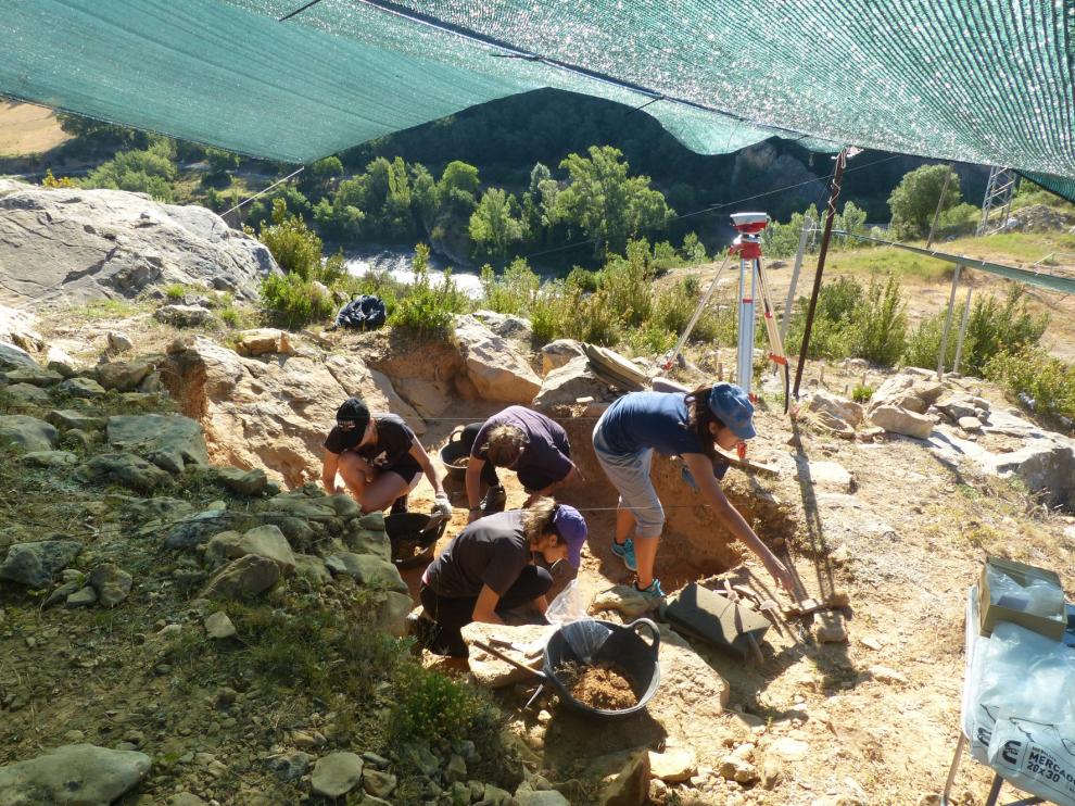 Arranca una nueva campaña de excavaciones arqueológicas en el yacimiento de Arén
