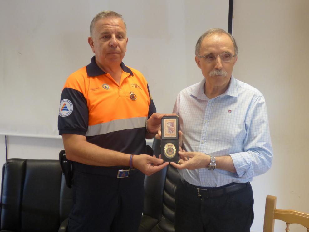 Protección Civil y bomberos homenajean a Jaime Facerías